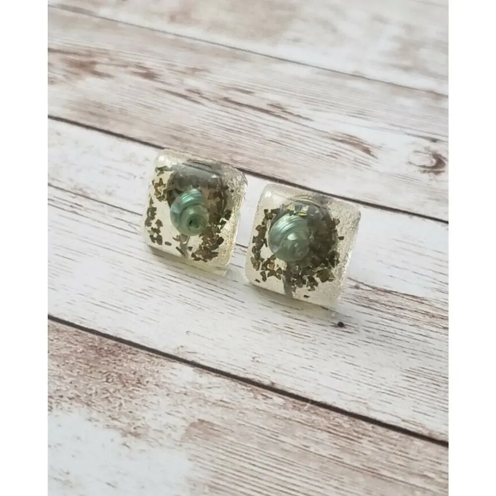 Vintage Screw On Earrings - Green Shell Square